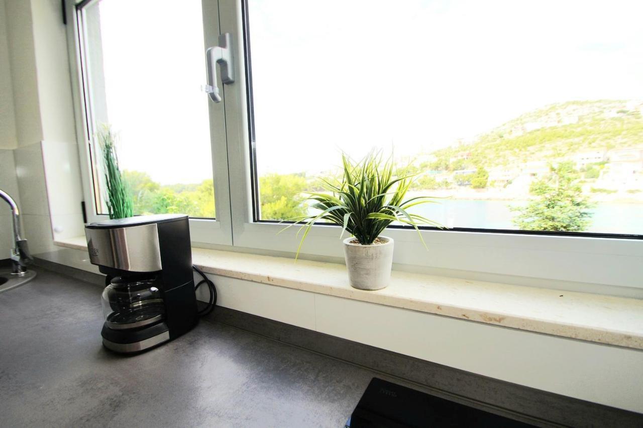 Apartments Petrovic Primošten Екстериор снимка